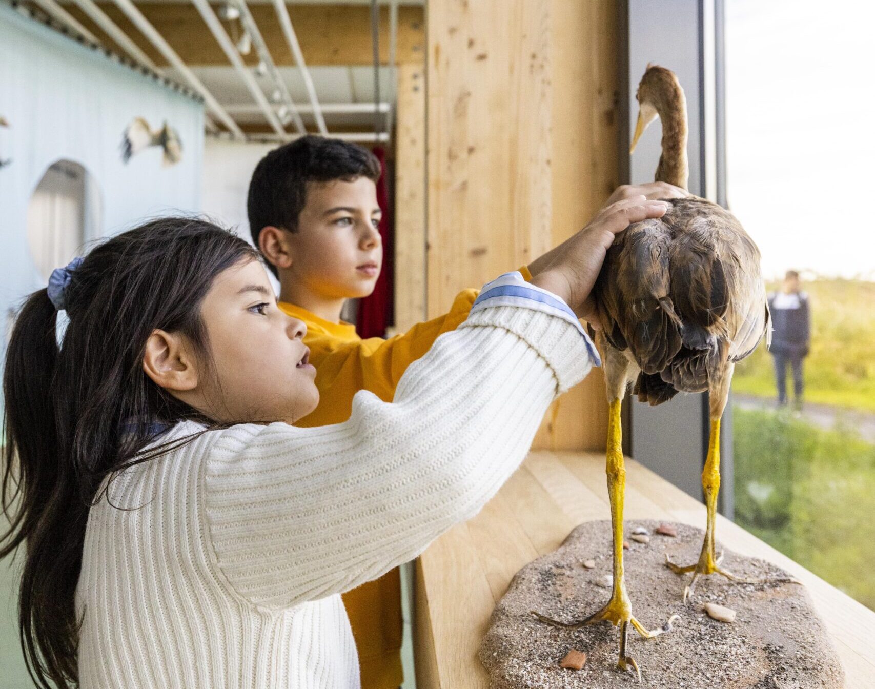 Opa & oma met kinderen in het Vogeltheater Werelderfgoed Kinderdijk