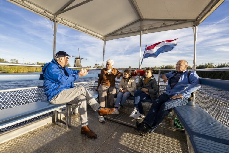 https://kinderdijk.com/wp-content/uploads/2023/03/2022_Think_Yellow_90.jpg